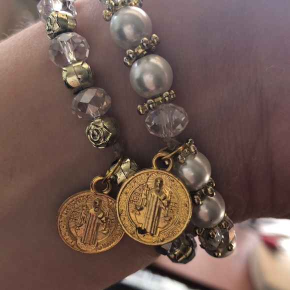 Bracelets - Picture 2 of 4